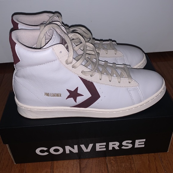 - Converse HI Top sneakers - Picture 3 of 8